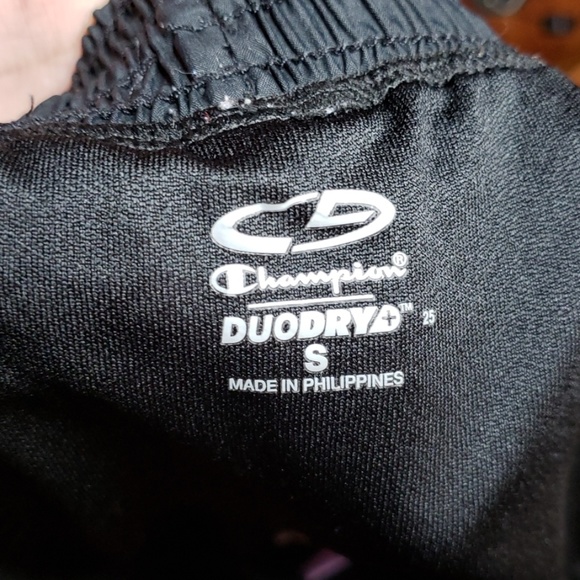 Champion Shorts - Picture 4 of 5